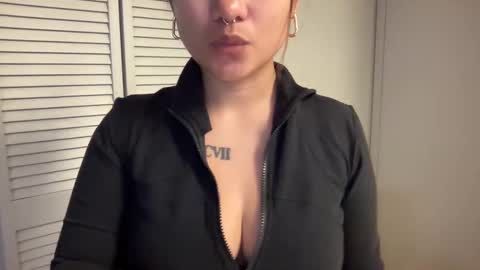 Miss Girly online show from September 9, 8:14 am