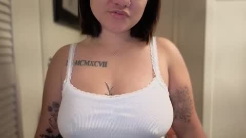 Miss Girly online show from April 19, 10:47 am