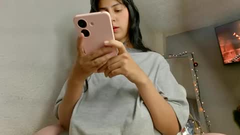 Snapshot of oohjuanitaa chatting on December 30, 3:57 pm juanita online show from December 30, 3:57 pm