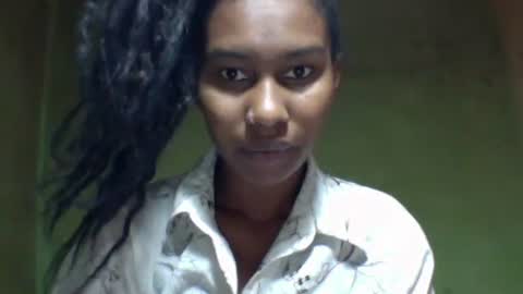 oolyette online show from October 4, 6:44 am