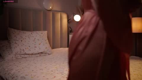 oopssocute online show from March 14, 9:59 am