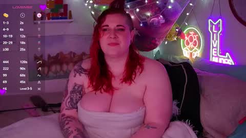 Opal online show from November 10, 11:20 am