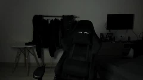 Bella and John online show from April 22, 5:47 pm