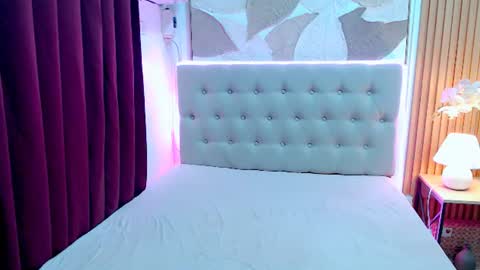 opulenttoni777 online show from July 24, 7:45 pm