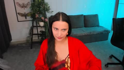 Snapshot of orfeya_one chatting on December 8, 7:43 pm Orfeya online show from December 8, 7:43 pm