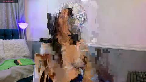 Oriana  online show from October 7, 12:35 pm