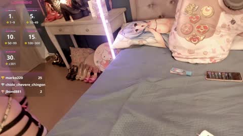 oriana online show from December 4, 3:21 pm