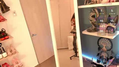 oriana online show from January 12, 7:19 pm