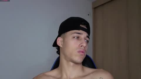 Orionblaze 69  online show from March 17, 3:44 am