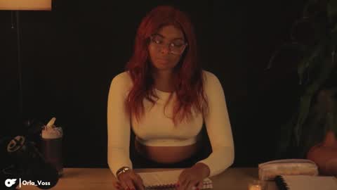 Snapshot of orla_voss chatting on December 22, 2:17 am Orla online show from December 22, 2:17 am