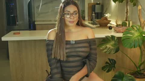 Orla online show from March 27, 2:28 am