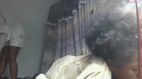 ornellahhh online show from October 17, 4:15 am