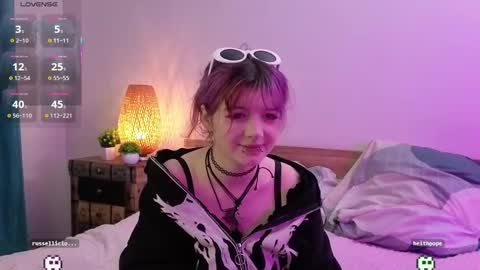 Ashley online show from September 20, 6:53 pm