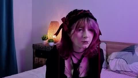 Ashley online show from September 23, 6:22 pm