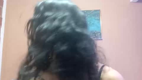 Snapshot of osarito3x chatting on May 4, 5:47 am osarito3x online show from May 4, 5:47 am