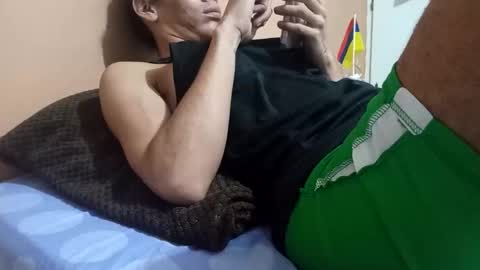 Snapshot of osarito3x chatting on May 26, 7:04 am osarito3x online show from May 26, 7:04 am