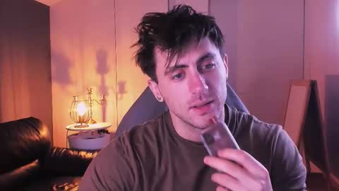 Snapshot of oscar_miller_ chatting on September 16, 9:16 pm Oscar online show from September 16, 9:16 pm