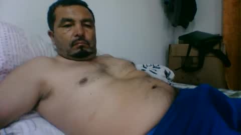 Snapshot of oscarjhe3512 chatting on March 17, 2:16 am oscarjhe3512 online show from March 17, 2:16 am