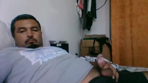 Snapshot of oscarjhe3512 chatting on March 22, 1:42 am oscarjhe3512 online show from March 22, 1:42 am