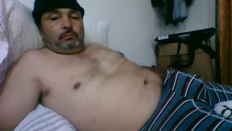 Snapshot of oscarjhe3512 chatting on March 29, 1:05 am oscarjhe3512 online show from March 29, 1:05 am