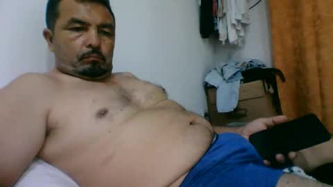 Snapshot of oscarjhe3512 chatting on April 22, 1:08 am oscarjhe3512 online show from April 22, 1:08 am