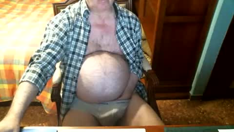 Snapshot of oscarw chatting on February 16, 6:21 pm Oscar online show from February 16, 6:21 pm