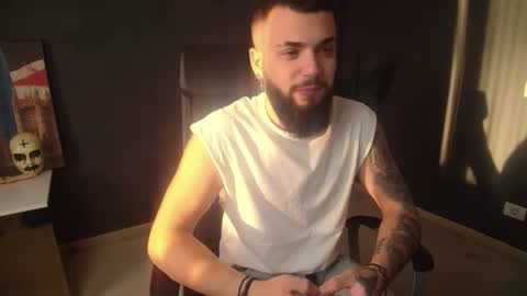 OscarWills online show from August 6, 4:14 am