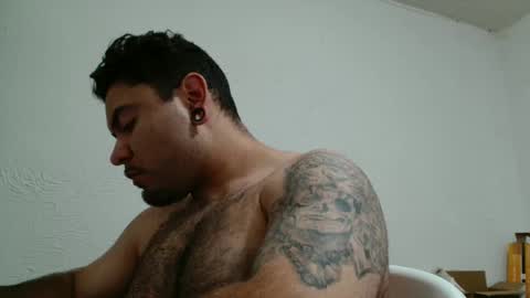 Snapshot of osiris_lust chatting on September 13, 11:37 pm Osiris Lunar online show from September 13, 11:37 pm