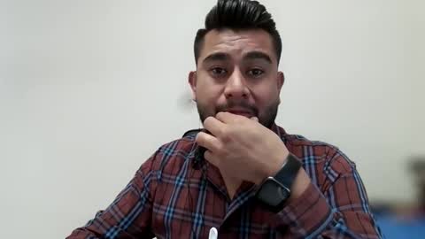Snapshot of oskregal chatting on April 14, 7:31 pm oskregal online show from April 14, 7:31 pm