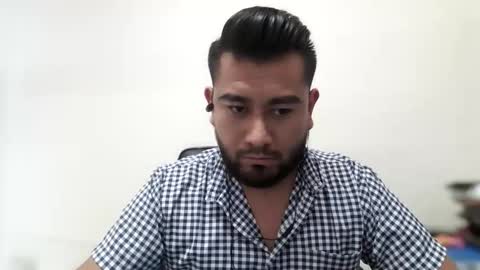 Snapshot of oskregal chatting on April 16, 8:42 pm oskregal online show from April 16, 8:42 pm