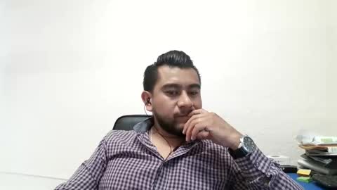 Snapshot of oskregal chatting on May 18, 7:20 pm oskregal online show from May 18, 7:20 pm
