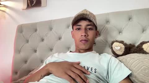 ostin 18hot online show from November 14, 2:21 am