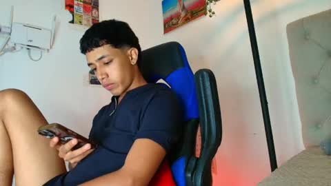 ostin 18hot online show from April 28, 2:27 am