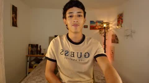 Snapshot of ostin_18hot chatting on July 24, 2:31 am ostin 18hot online show from July 24, 2:31 am