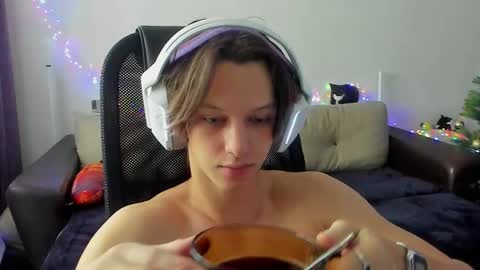 Ostin online show from December 1, 5:34 am