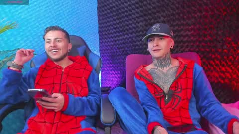 otter_wet online show from April 6, 6:14 am