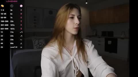 Anne online show from December 3, 8:12 am