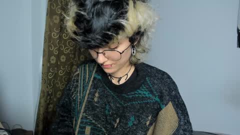 Otto 3 online show from December 4, 1:47 am