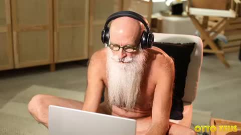 Snapshot of ottozeus chatting on July 24, 12:52 am Otto Zeus online show from July 24, 12:52 am