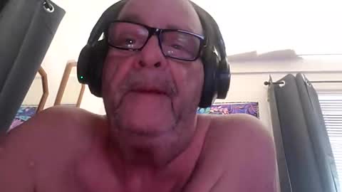 ou8124824 online show from November 3, 4:58 am