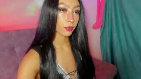 Snapshot of ounla_sweet chatting on May 10, 7:57 am ounla sweet online show from May 10, 7:57 am