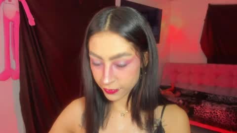 Snapshot of ounla_sweet chatting on May 26, 8:32 am ounla sweet online show from May 26, 8:32 am
