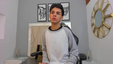 Owen Johnson online show from September 18, 11:23 am