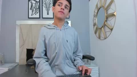 Owen Johnson online show from September 19, 11:55 am