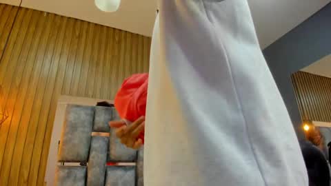 Owen Johnson online show from April 20, 11:35 am