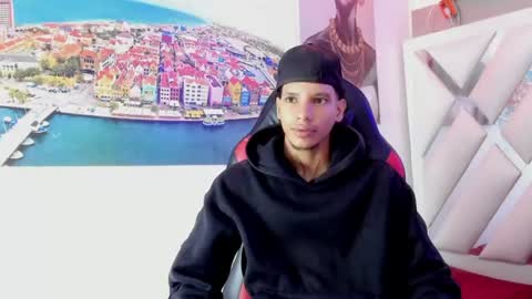 owen blaze online show from June 22, 3:19 am