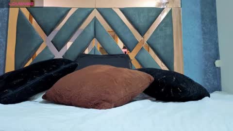 owen desmond online show from September 29, 3:22 am