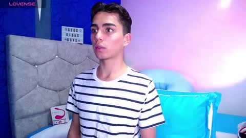 Owen  Independent model  online show from March 2, 6:05 am