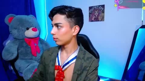 Snapshot of owenblue__ chatting on June 3, 6:27 am Owen Independent model online show from June 3, 6:27 am