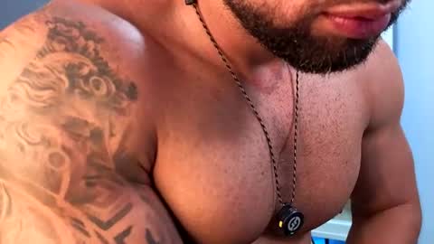 Maximus Owen online show from June 16, 6:43 pm